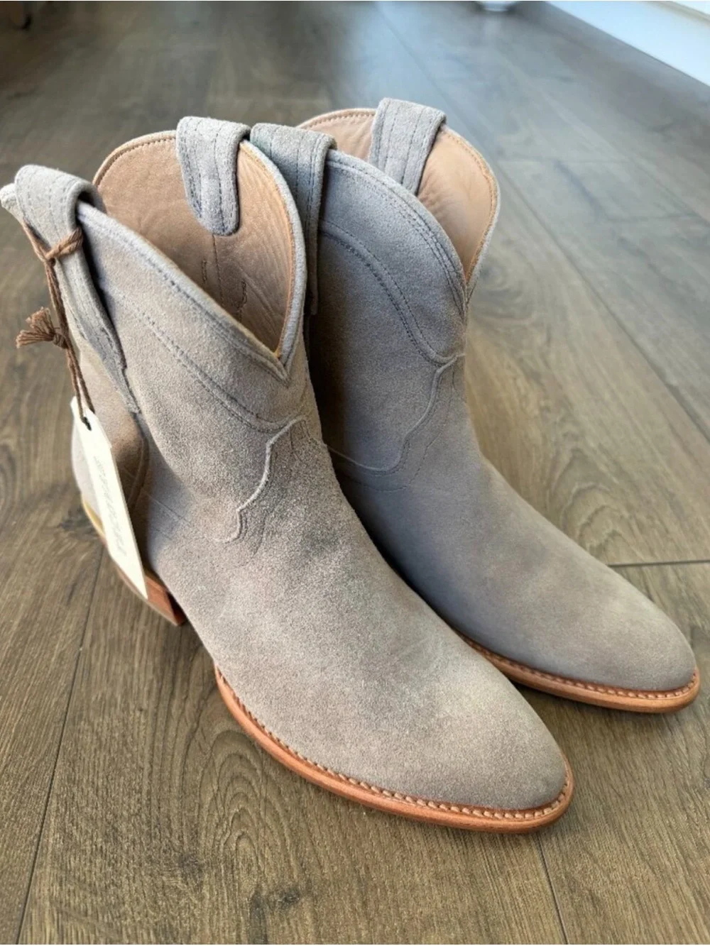 Tecovas Women's Suede Ankle Boots - Light Gray Suede